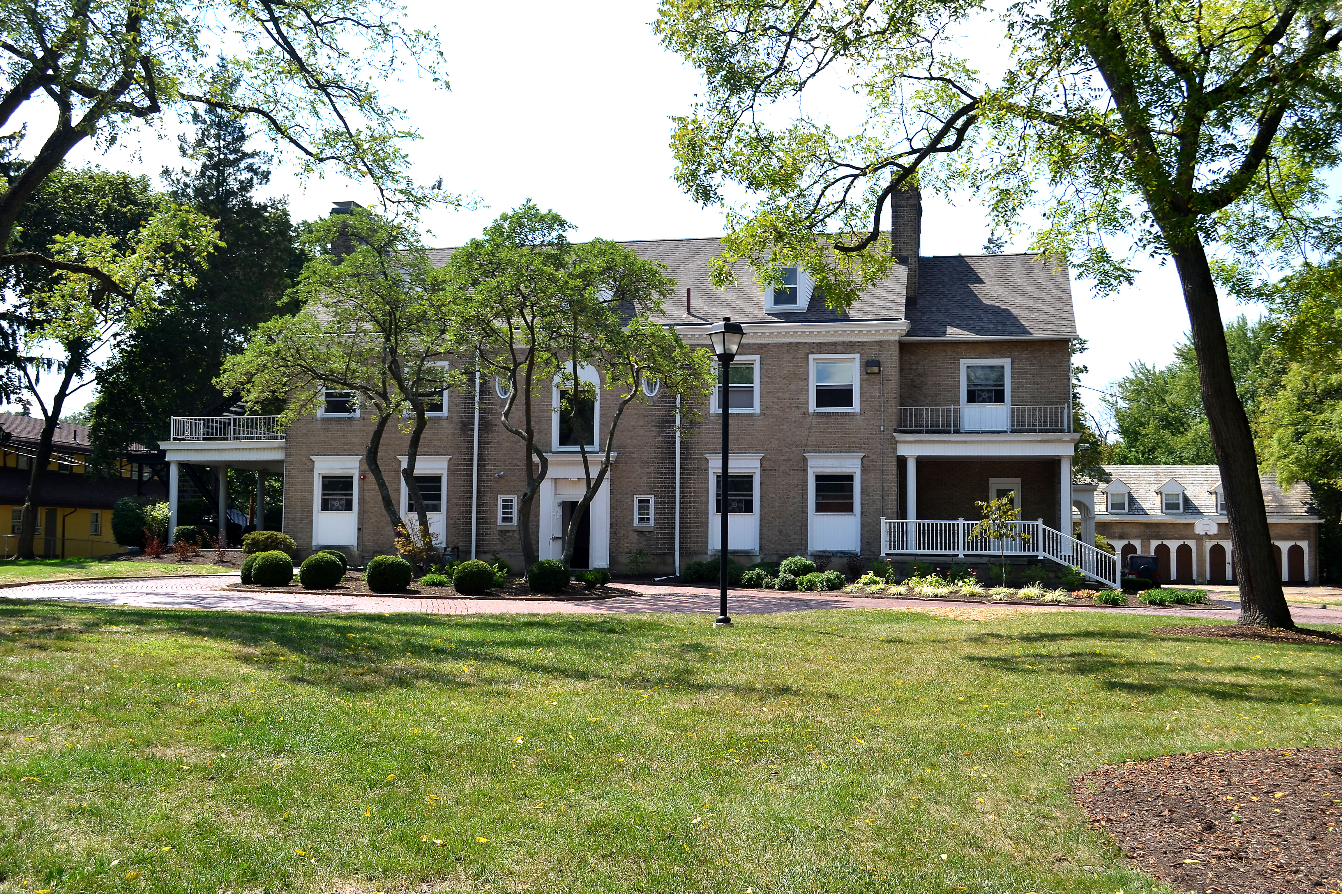 Phi Kappa Tau House