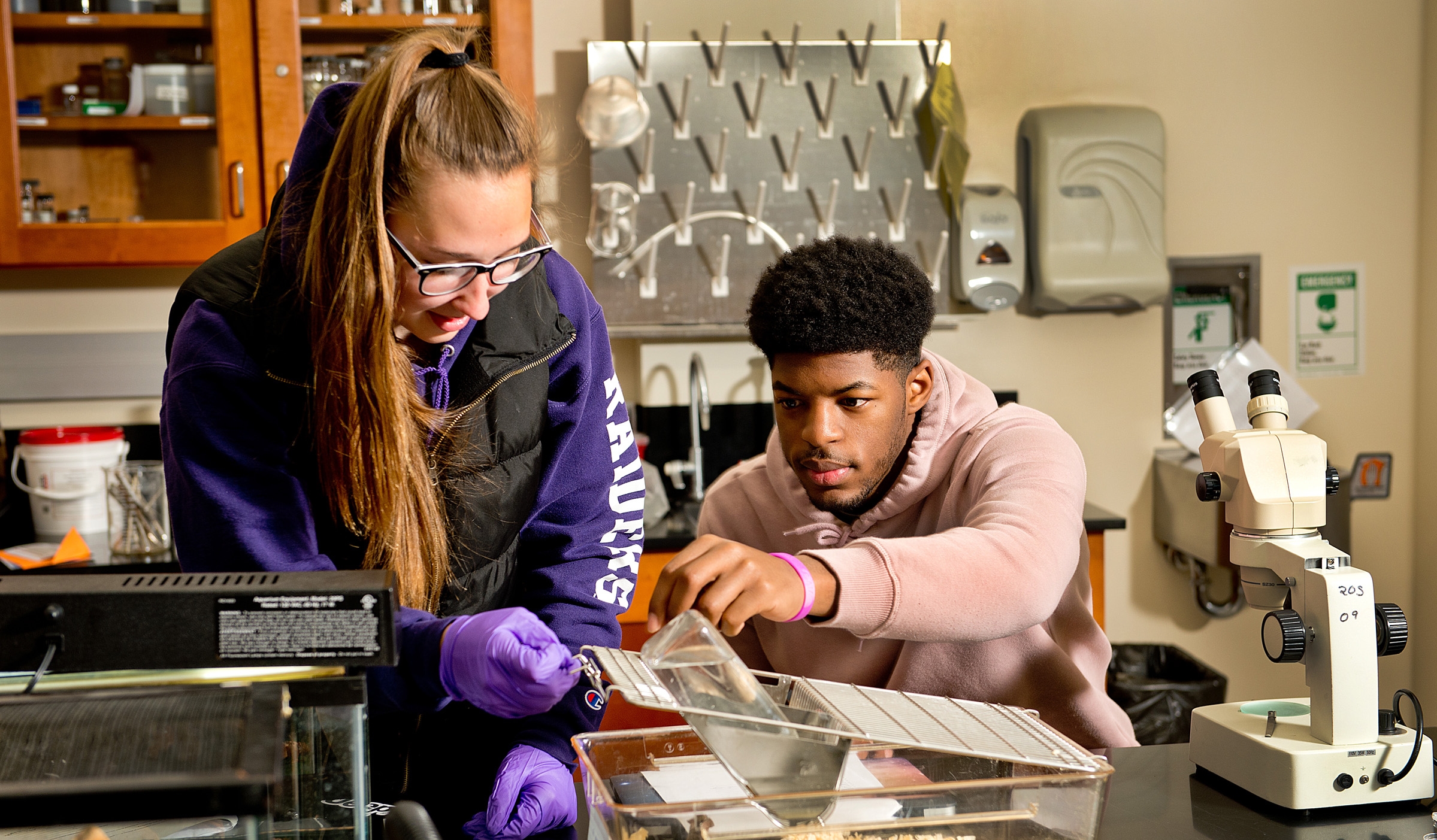 Mount Union Science Faculty Receive $1,000 in Grant Funding for Innovative Teaching Workshops
