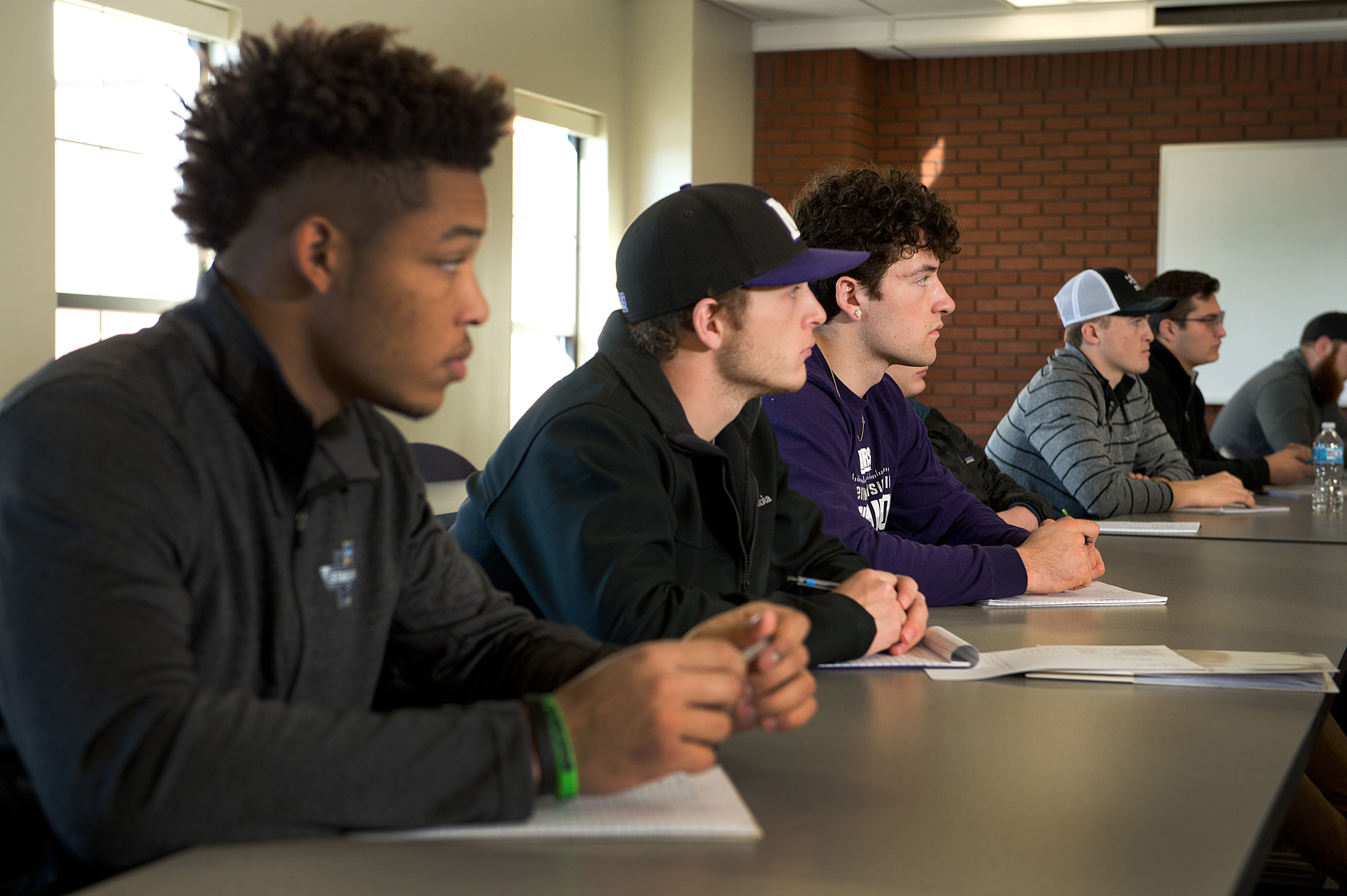 University of Mount Union students in classroom.