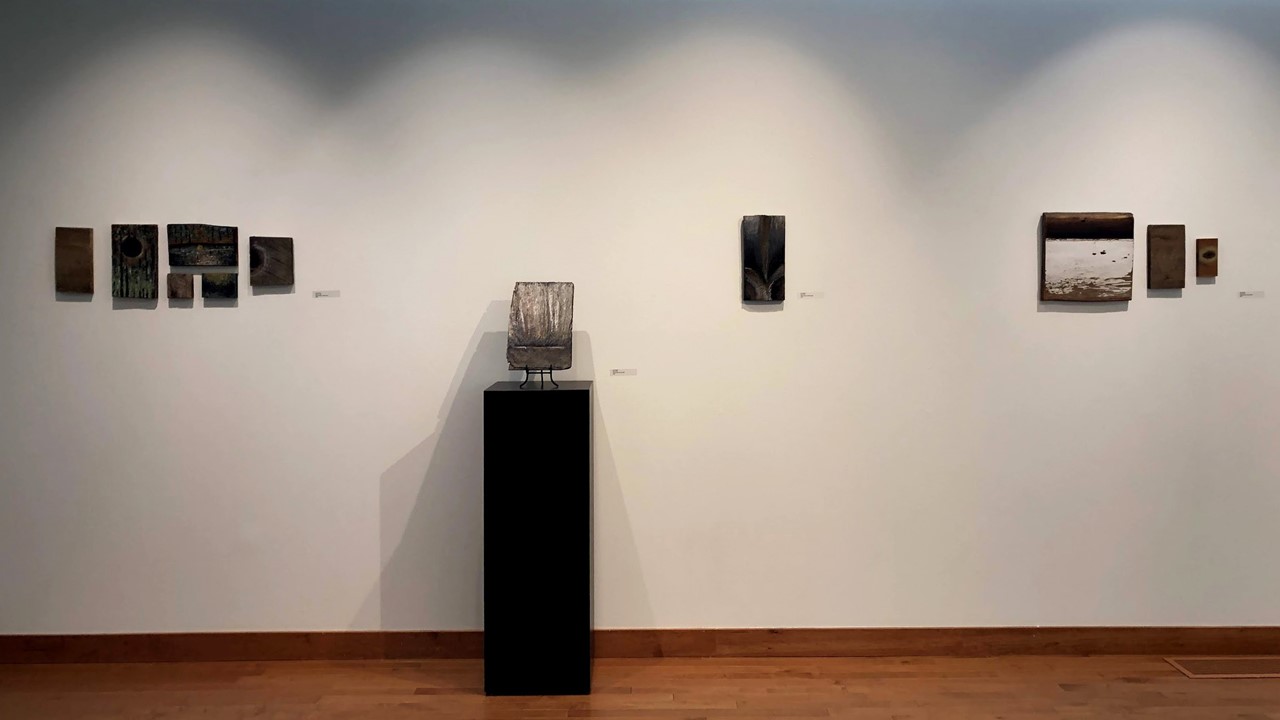 Installation South Wall