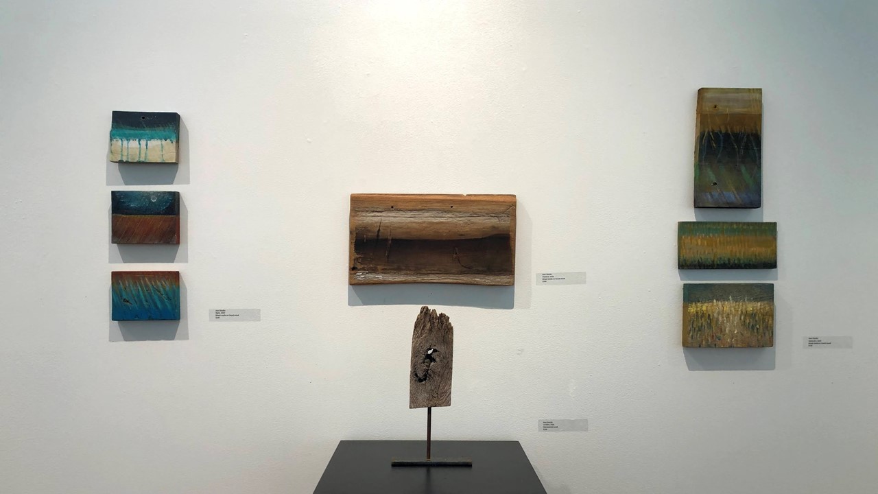 Installation South Wall