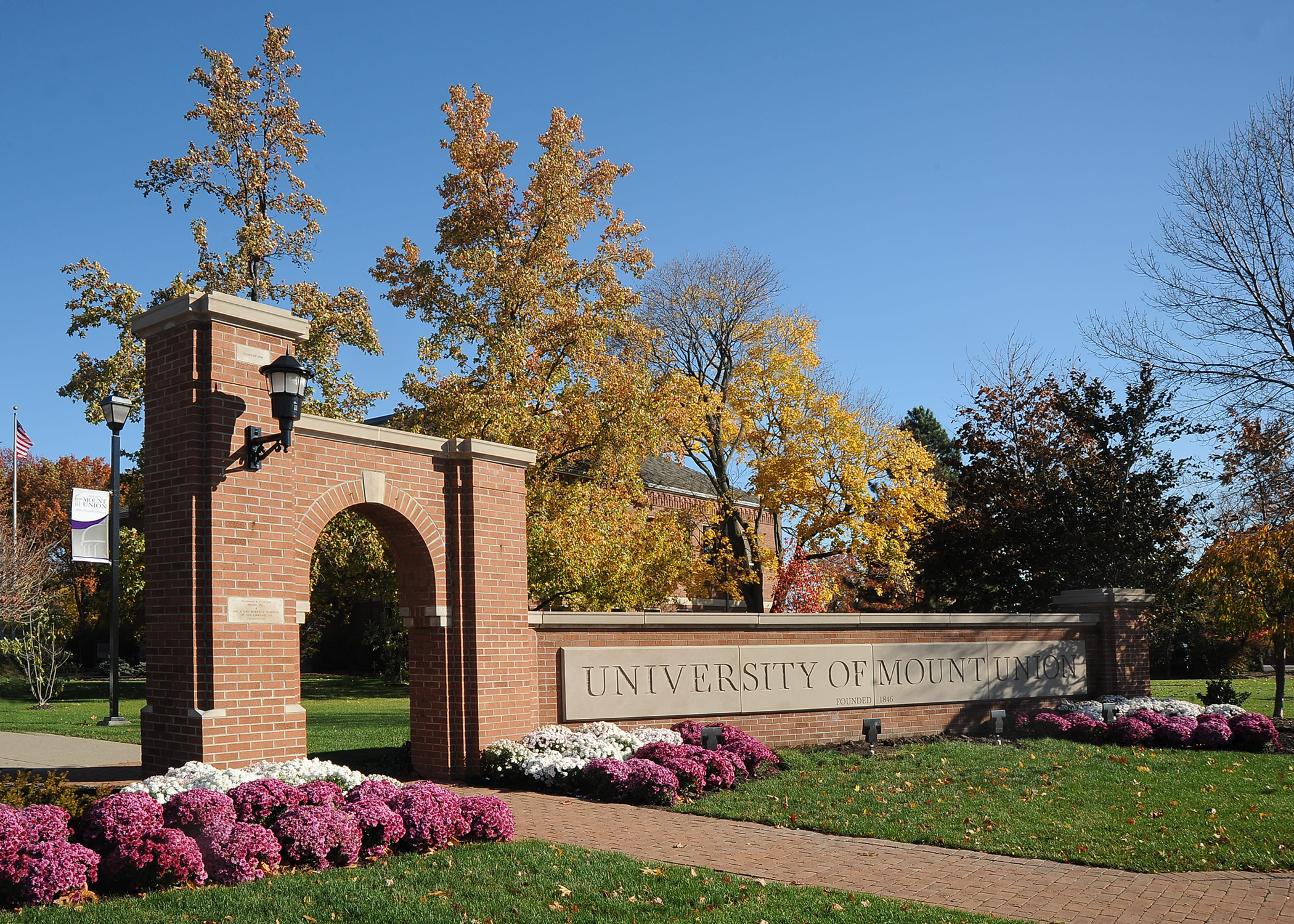 University of Mount Union sign.