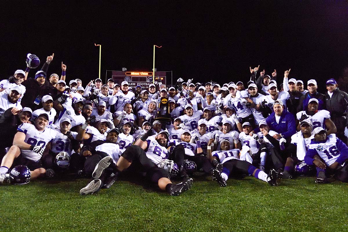 mount union football team celebrating stagg bowl